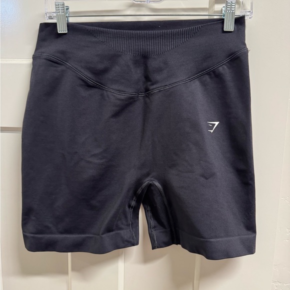 Gymshark Women's Black Compression Shorts size large - Picture 1 of 2